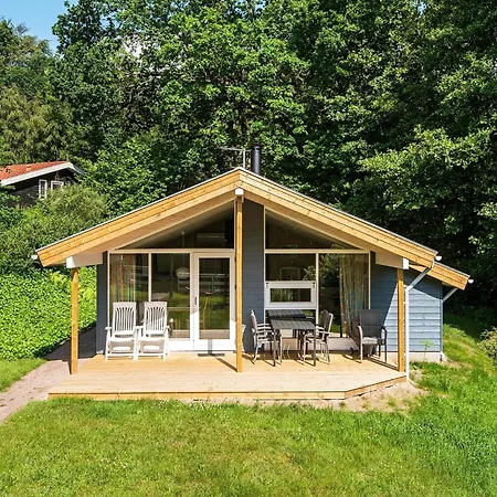 6 Person In Borkop-by Traum